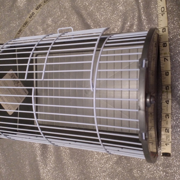 Small plastic PET CARRIER  by You & Me Temporary Habitat for Safe Travel NWT - Picture 3 of 6